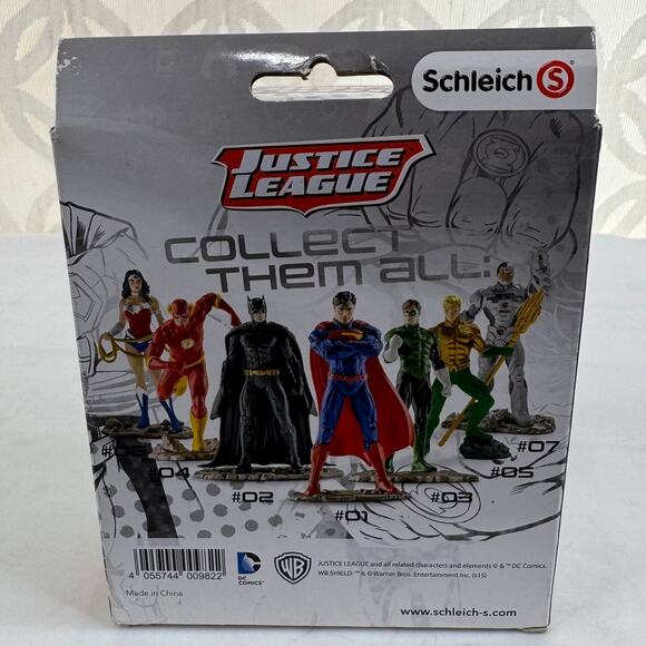 Schleich Justice League Action Figure #08 Batman #22502 Hand Painted - Picture 4 of 9